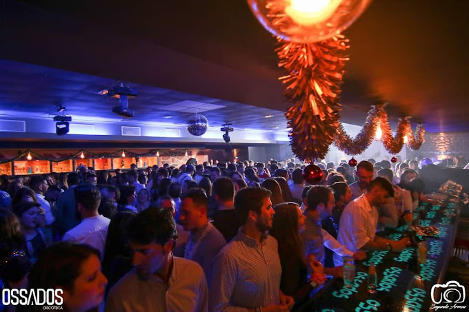 Interior de Discoteca Ossados